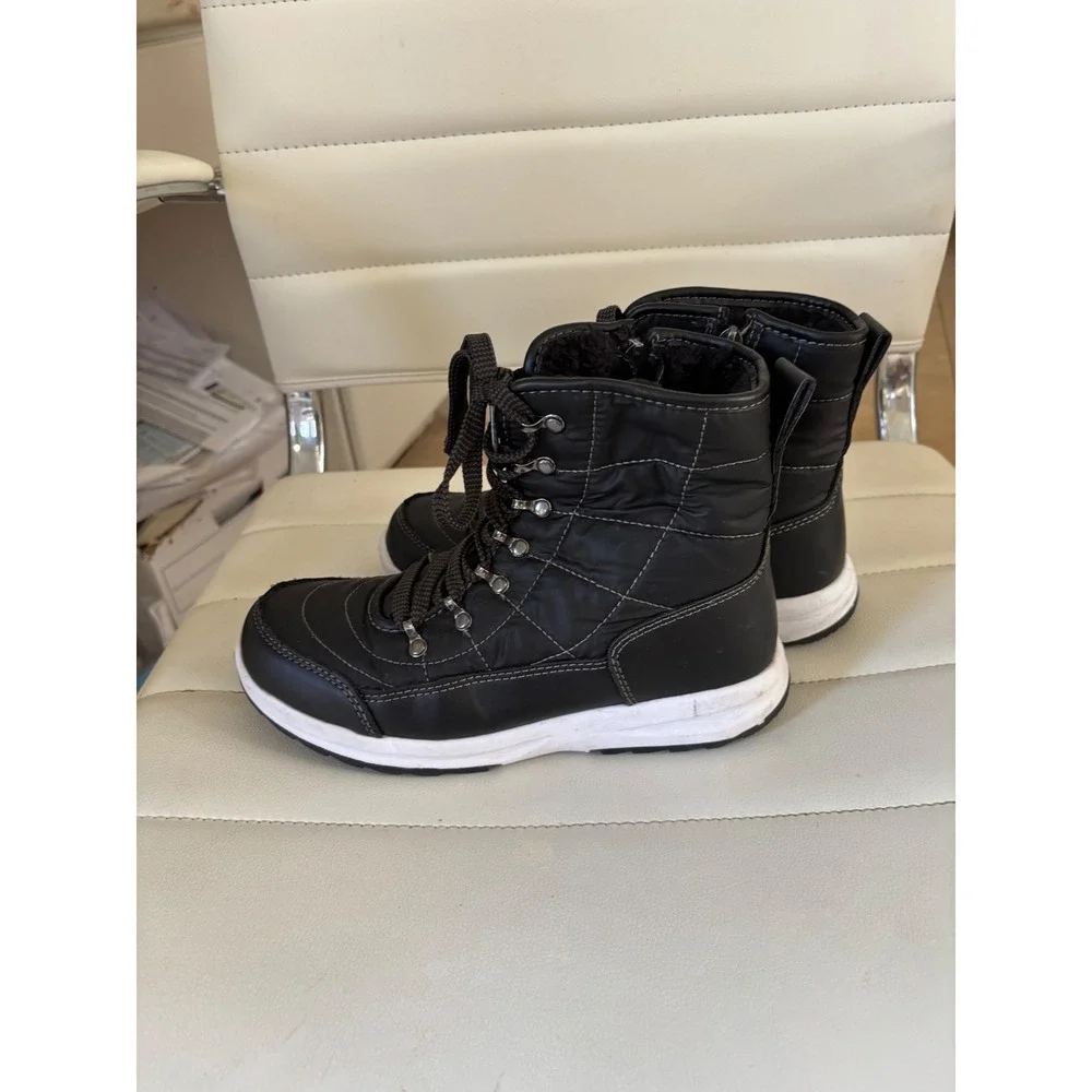 Weatherproof‎ Katie Black Quilted Winter Snow Boots Faux Fur Lined Size 6M